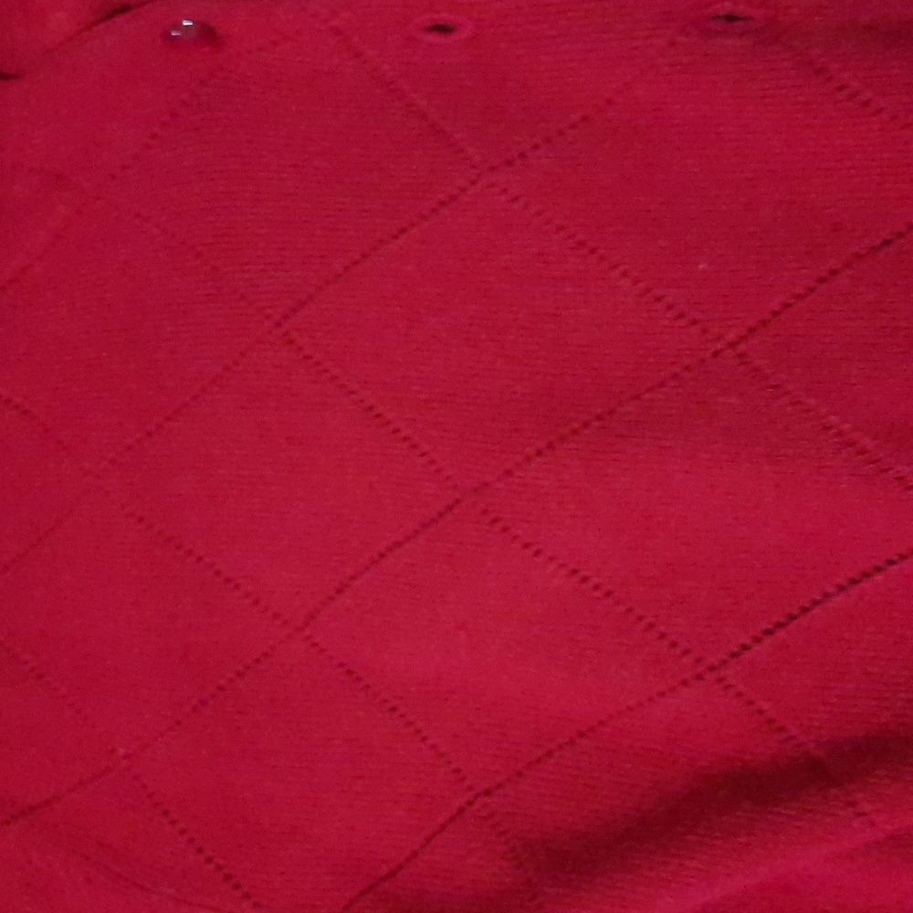 Multiple sweaters - Picture 2 of 2
